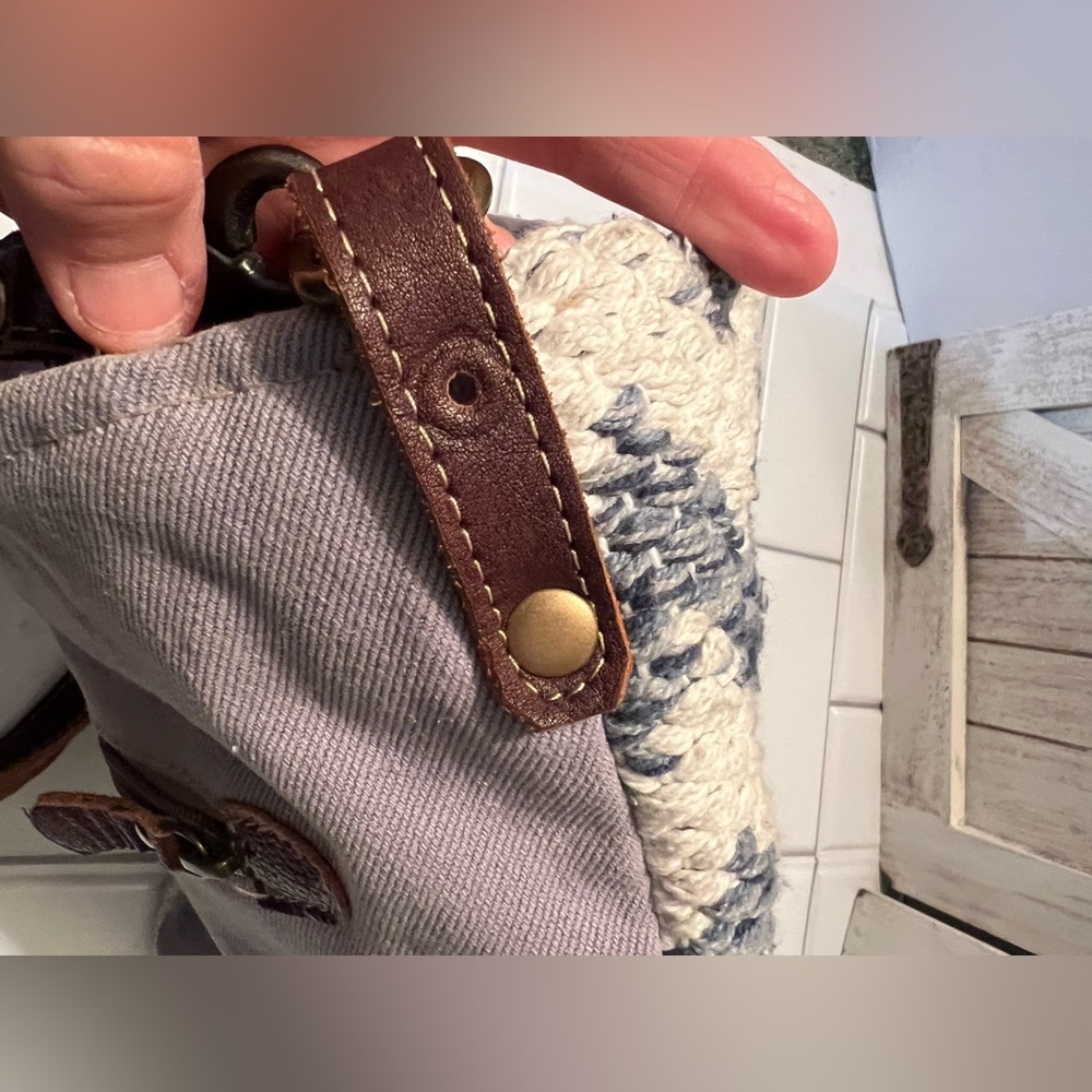Myra bag Cream and blue Patterned bag with brown leather - Picture 4 of 7